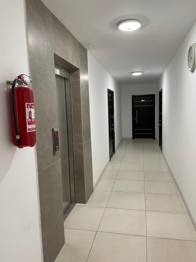 Shooter Apartments Ferizaj Exteriör bild