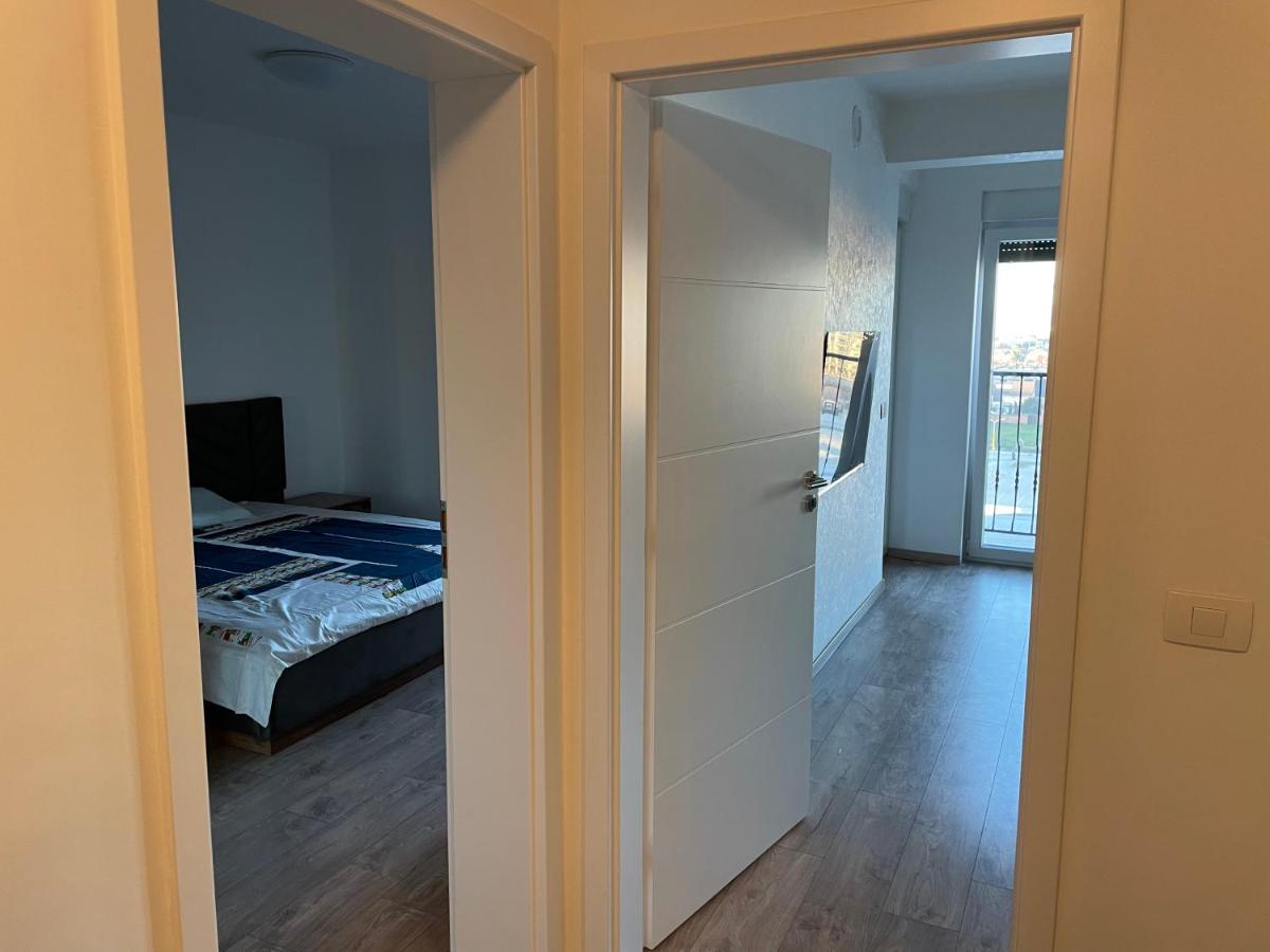 Shooter Apartments Ferizaj Exteriör bild