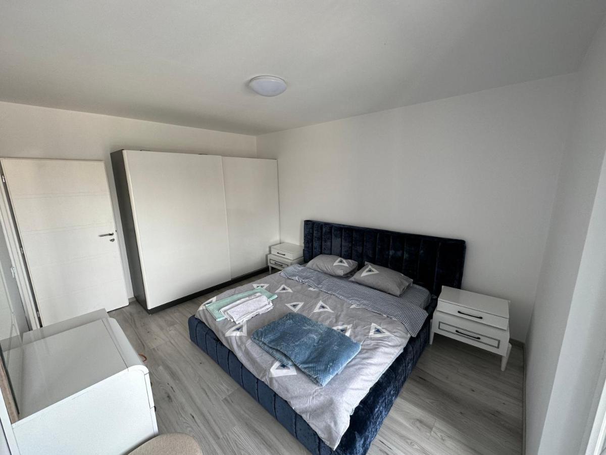 Shooter Apartments Ferizaj Exteriör bild